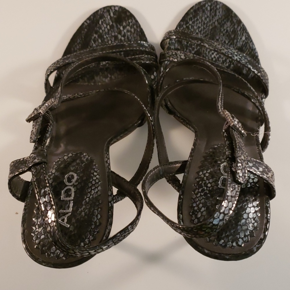 ALDO Sexy Stilettos Metallic Silver Snakeskin Strappy Heels 38 Fits 6.5 EUC - Picture 8 of 8